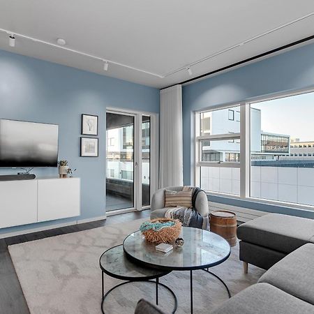 Sunny Central Reykjavik Apartment - Harbour View 외부 사진