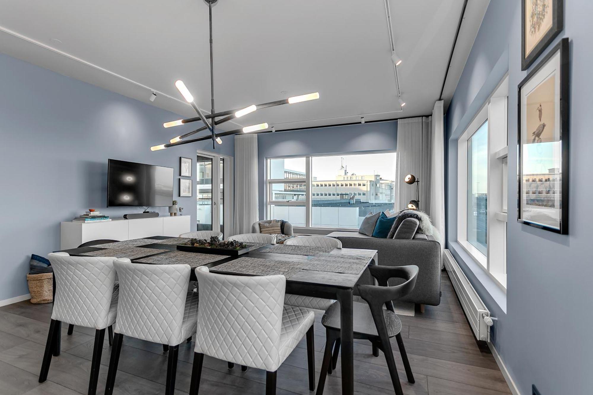 Sunny Central Reykjavik Apartment - Harbour View 외부 사진