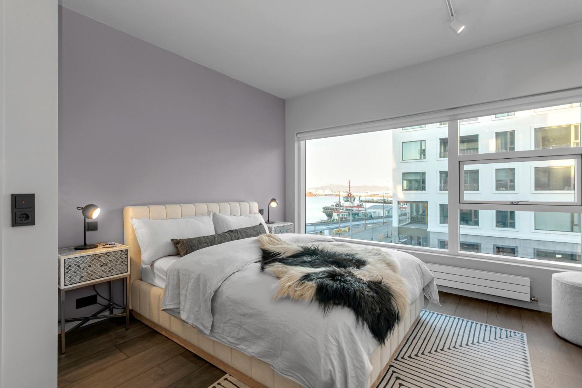 Sunny Central Reykjavik Apartment - Harbour View 외부 사진